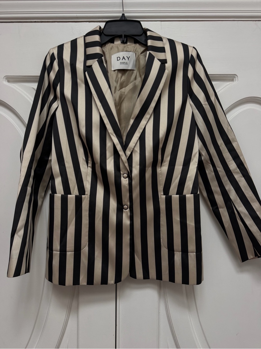 DAY Black and Cream Striped Notch-Lapel Blazer